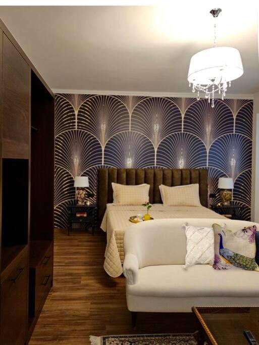 Novi'S Luxury Apartment 2 Гирокастра Экстерьер фото